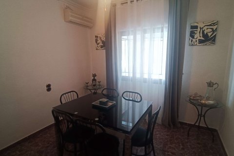 Villa à vendre à Barrio De La Estacion De Crevillente, Alicante, Espagne, 6 chambres, 312 m2 No. 189681 - photo 12