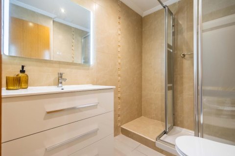 Apartment for sale in Torrevieja, Alicante, Spain 3 bedrooms, 92 sq.m. No. 189683 - photo 22