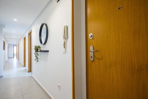 Apartment for sale in Torrevieja, Alicante, Spain 3 bedrooms, 92 sq.m. No. 189683 - photo 24