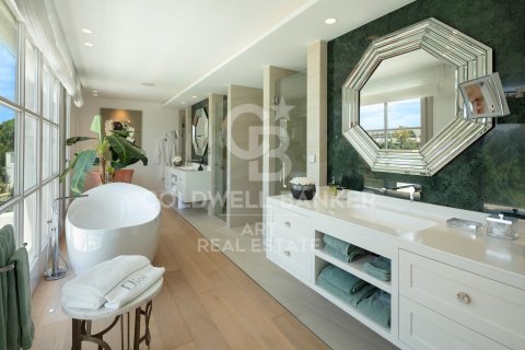 House for sale in Marbella, Malaga, Spain 6 bedrooms, 702 sq.m. No. 157884 - photo 11