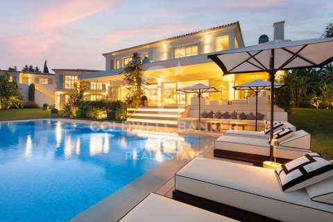 House for sale in Marbella, Malaga, Spain 6 bedrooms, 702 sq.m. No. 157884 - photo 14