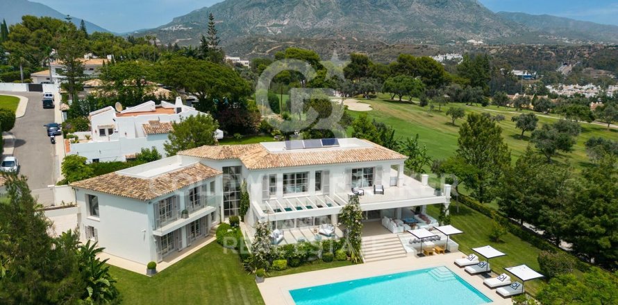 House in Marbella, Malaga, Spain 6 bedrooms, 702 sq.m. No. 157884