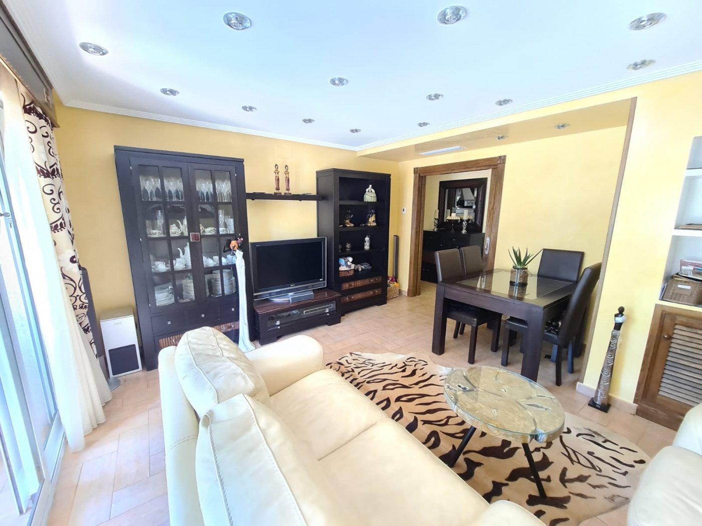 Квартира в Гуардамар-дель-Сегура, Аликанте, Испания 4 спальни, 110м2 №74707