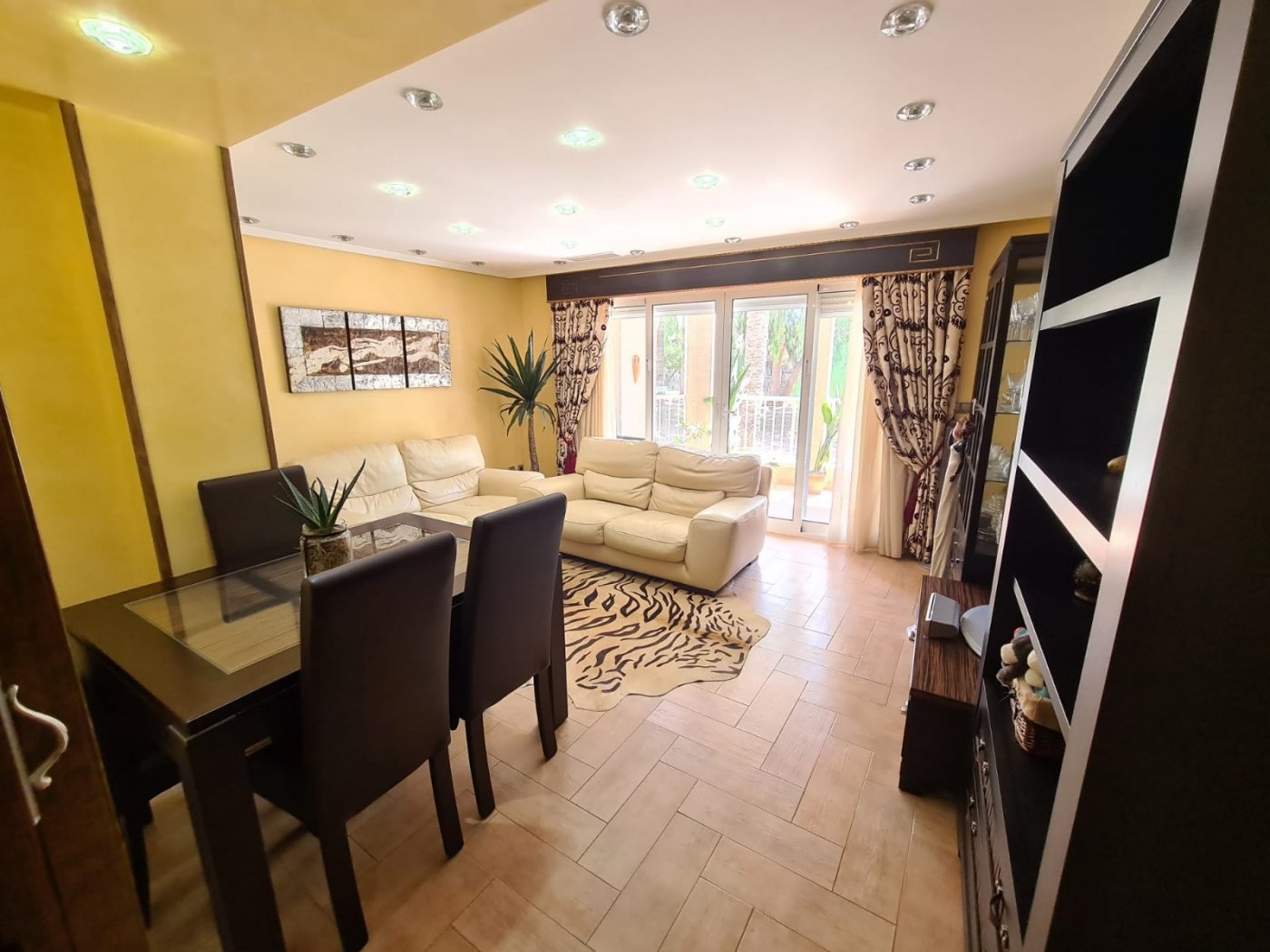 Квартира в Гуардамар-дель-Сегура, Аликанте, Испания 4 спальни, 110м2 №74707