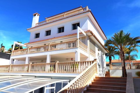 Villa à Dehesa De Campoamor, Alicante, Espagne 5 chambres, 250 m2 No. 136910