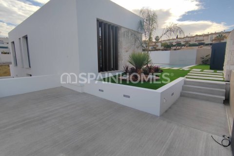 Villa for sale Rojales, Alicante, Spain 3 bedrooms, 170 sq.m. No. 99585 - photo 9