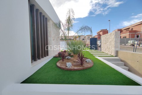 Villa for sale Rojales, Alicante, Spain 3 bedrooms, 170 sq.m. No. 99585 - photo 16