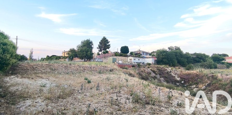 Terreno a Colmenar de Oreja, Madrid, Spagna 781 mq. N° 184650