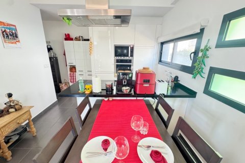 Kamienica w Alicante, Hiszpania 2 sypialnie, 70 mkw. nr 145375 – zdjęcie 3