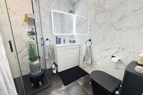 Kamienica w Alicante, Hiszpania 2 sypialnie, 70 mkw. nr 145375 – zdjęcie 15