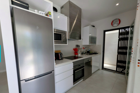 Huoneisto myytävänä Alicante, Espanja, 3 makuuhuonetta, 82 m2 No. 145377 - kuva 16