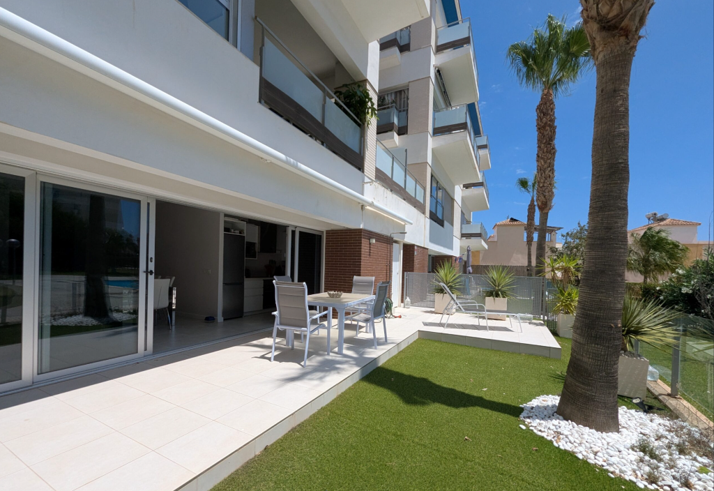Lägenhet i Alicante, Spanien 3 sovrum, 82 kvm. Nr. 145377