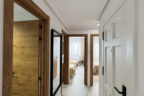 Dzīvoklis pārdošanā Torrevieja, Alicante, Spānijā 4 istabas, 107 m2 Nr. 145376 - attēls 11