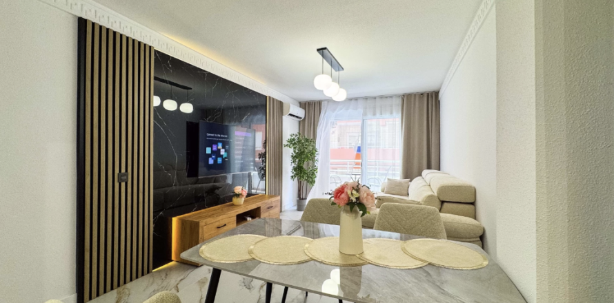 Dzīvoklis Torrevieja, Alicante, Spānijā 4 istabas, 107 m2 Nr. 145376