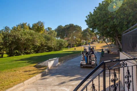 Villa for sale in Alicante, Spain 4 bedrooms, 120 sq.m. No. 145373 - photo 27