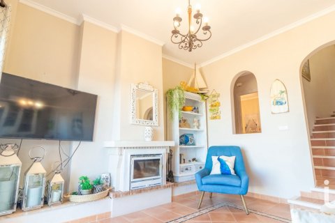 Hus till salu i Altea, Alicante, Spanien 4 sovrum, 146 kvm. Nr. 153282 - foto 7