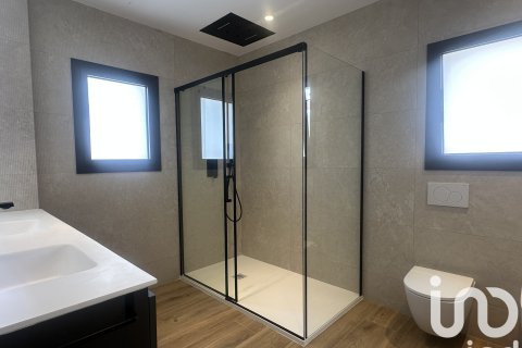 Māja pārdošanā Sant Esteve Sesrovires, Barcelona, Spānijā 4 istabas, 237.34 m2 Nr. 153286 - attēls 24