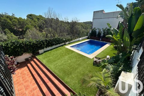 Hus till salu i Vila-real, Castellon, Spanien 4 sovrum, 229 kvm. Nr. 153287 - foto 21