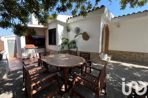 Hus till salu i Vila-real, Castellon, Spanien 4 sovrum, 229 kvm. Nr. 153287 - foto 3