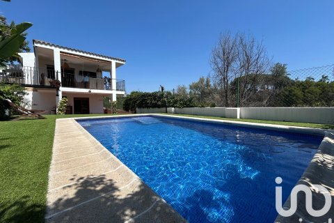 Hus till salu i Vila-real, Castellon, Spanien 4 sovrum, 229 kvm. Nr. 153287 - foto 23