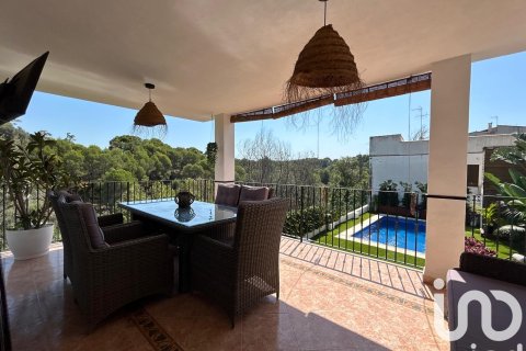 Hus till salu i Vila-real, Castellon, Spanien 4 sovrum, 229 kvm. Nr. 153287 - foto 6