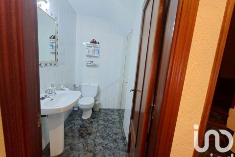 Dvīņu māja pārdošanā Barbastro, Huesca, Spānijā 4 istabas, 169 m2 Nr. 153281 - attēls 20