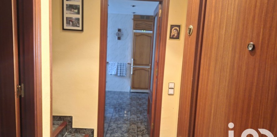 Dvīņu māja Barbastro, Huesca, Spānijā 4 istabas, 169 m2 Nr. 153281