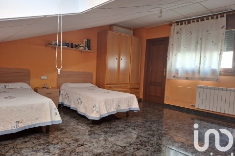 Dvīņu māja pārdošanā Barbastro, Huesca, Spānijā 4 istabas, 169 m2 Nr. 153281 - attēls 24