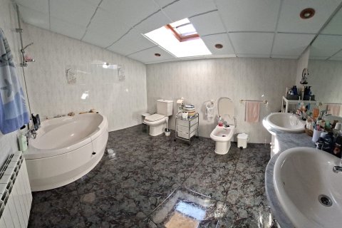 Dvīņu māja pārdošanā Barbastro, Huesca, Spānijā 4 istabas, 169 m2 Nr. 153281 - attēls 30