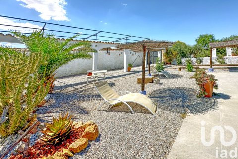 Villa for sale in Granja de Torrehermosa, Badajoz, Spain 3 bedrooms, 318 sq.m. No. 153285 - photo 24