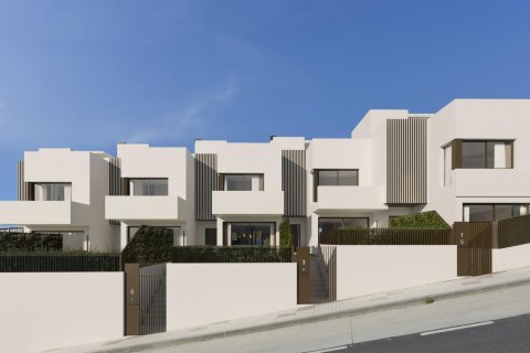 Villetta a schiera in vendita a Rincon de la Victoria, Malaga, Spagna 4 camere da letto, 267 mq. N° 169248 - foto 2