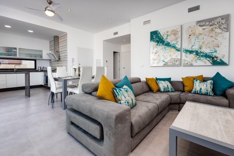 Villa till salu i Pilar de la Horadada, Alicante, Spanien 3 sovrum, 111 kvm. Nr. 141444 - foto 20