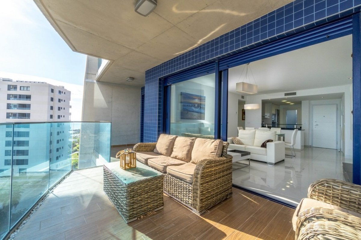 Dzīvoklis Torrevieja, Alicante, Spānijā 3 istabas, 122 m2 Nr. 80822
