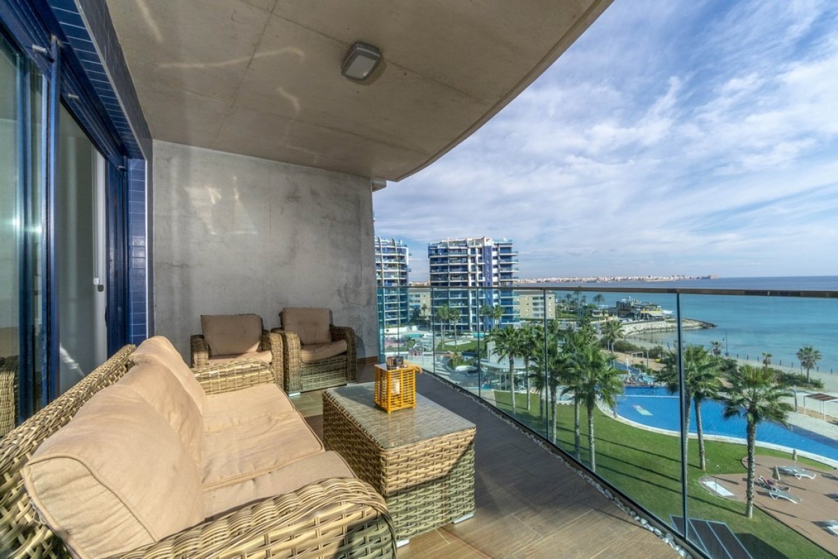 Dzīvoklis Torrevieja, Alicante, Spānijā 3 istabas, 122 m2 Nr. 80822