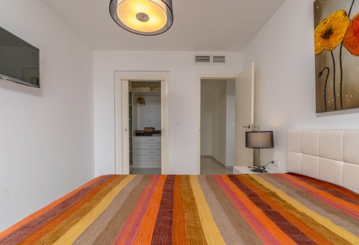 Dzīvoklis Torrevieja, Alicante, Spānijā 3 istabas, 122 m2 Nr. 80822