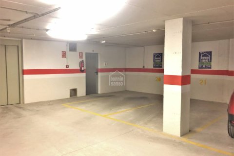 Autotallit myytävänä Ciutadella De Menorca, Menorca, Espanja , 11 m2 No. 183232 - kuva 2