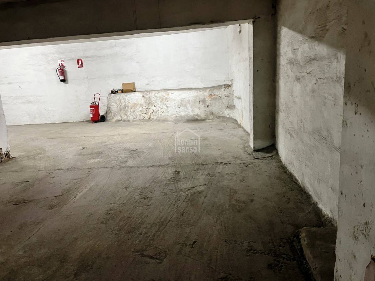 Garage in Mahon, Menorca, Spain No. 183230