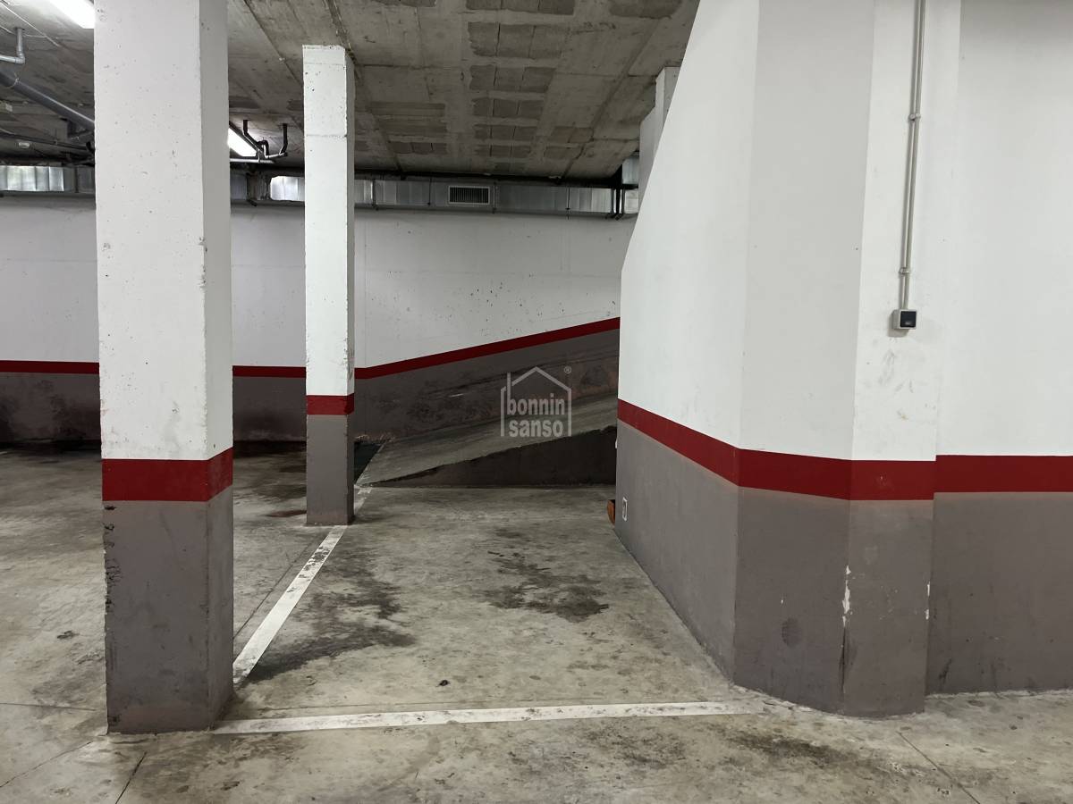 Garage in Mahon, Menorca, Spain No. 183229