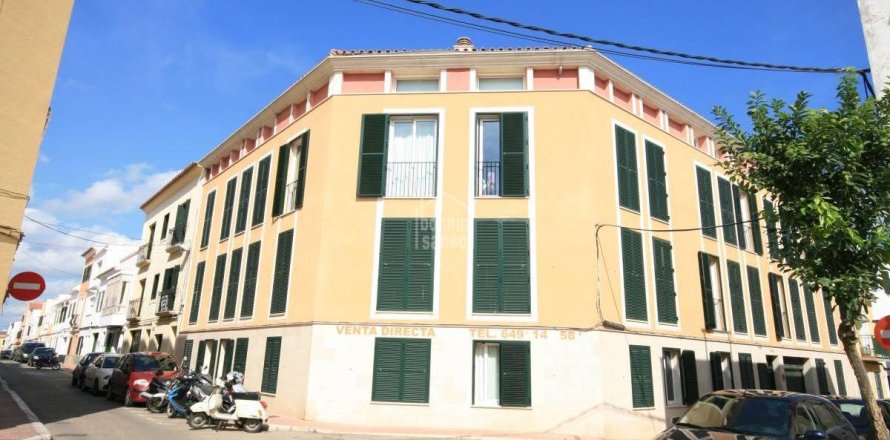 Garage a Mahon, Menorca, Spagna N° 183229