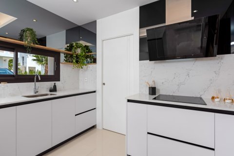 Villa zum Verkauf Ciudad Quesada, Alicante, Spanien 3 Schlafzimmer, 238 m2 Nr. 133830 - Foto 6