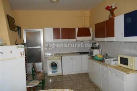 Townhouse zum Verkauf in Tijola, Almeria, Spanien 4 Schlafzimmer, 150 m2 Nr. 184153 - Foto 3