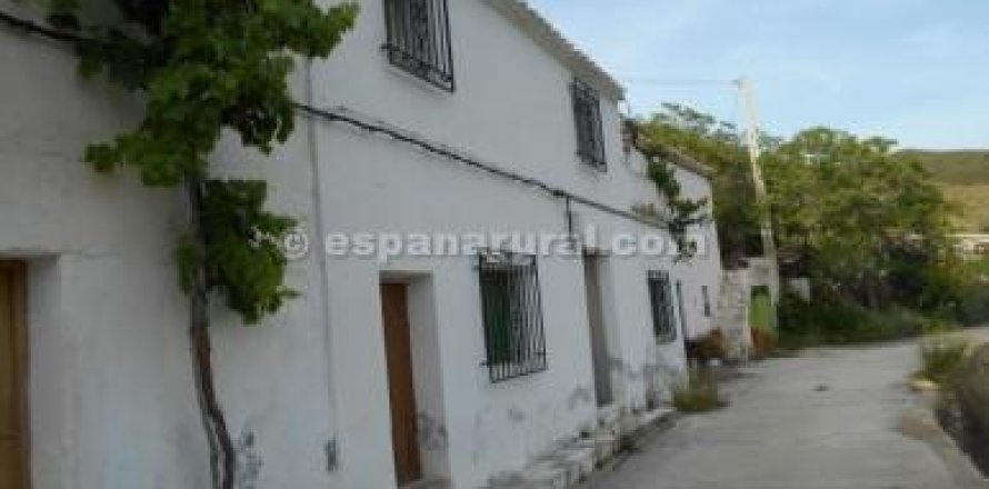 House in Albanchez, Almeria, Spain 2 bedrooms, 98 sq.m. No. 184156