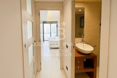 Продажа квартиры в Барселона, Испания 3 спальни, 90м2 №178678 - фото 18