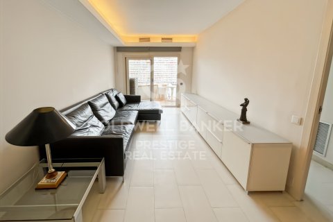 Продажа квартиры в Барселона, Испания 3 спальни, 90м2 №178678 - фото 6