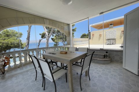 Apartment for rent Alcudia, Mallorca, Spain 4 bedrooms, 200 sq.m. No. 111789 - photo 4