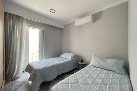 Apartment for rent Alcudia, Mallorca, Spain 4 bedrooms, 200 sq.m. No. 111789 - photo 13