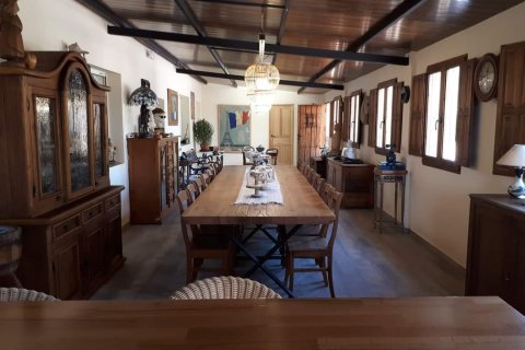 Villa zum Verkauf in Villena, Alicante, Spanien 10 Schlafzimmer, 750 m2 Nr. 160953 - Foto 11