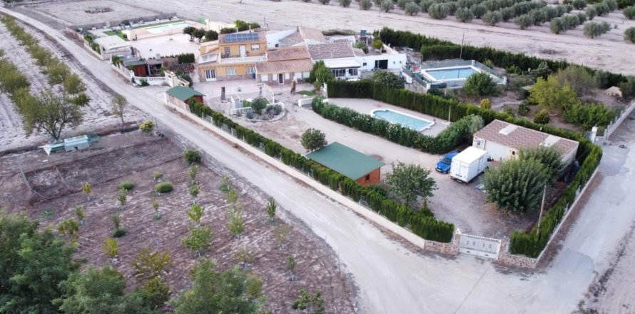 Villa in Villena, Alicante, Spanien 10 Schlafzimmer, 750 m2 Nr. 160953