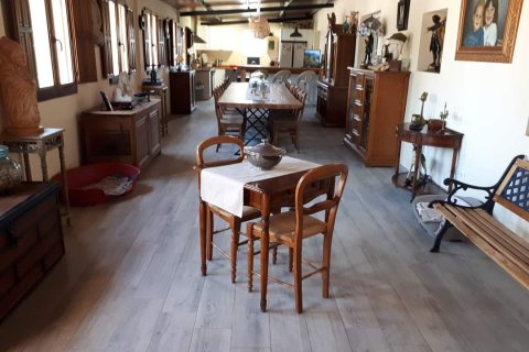 Villa zum Verkauf in Villena, Alicante, Spanien 10 Schlafzimmer, 750 m2 Nr. 160953 - Foto 14