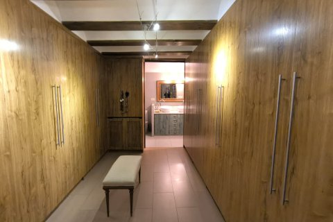 Finca en venta en Villena, Alicante, España 4 dormitorios, 588 m2 No. 160954 - foto 7